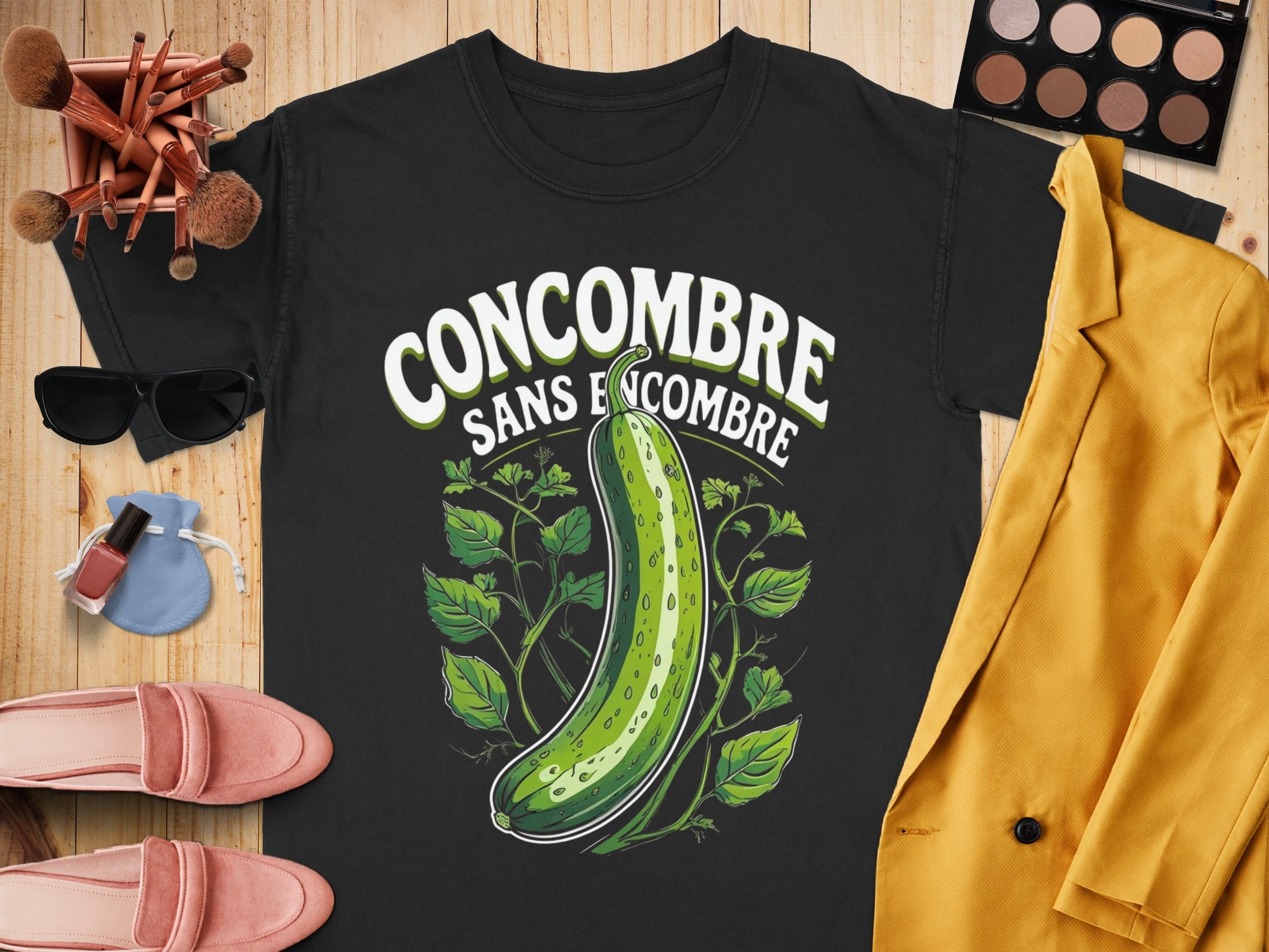Concombre Sans E Concombre Graphic T-Shirt product