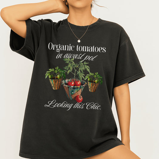 Organic Tomatoes Looking Chic Harvest Pot T-Shirt Product Type