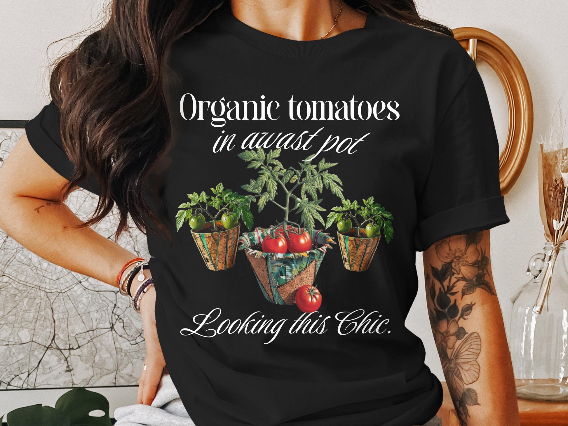 Organic tomatoes in awast pot looking this chic product